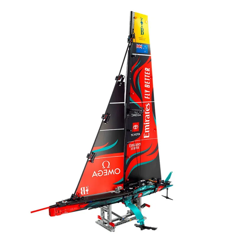 Le yacht de course LEGO® Technic 42174 Emirates Team New Zealand AC75 Prix Promo
